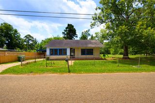 1104 Southline Street, Cleveland, TX 77327