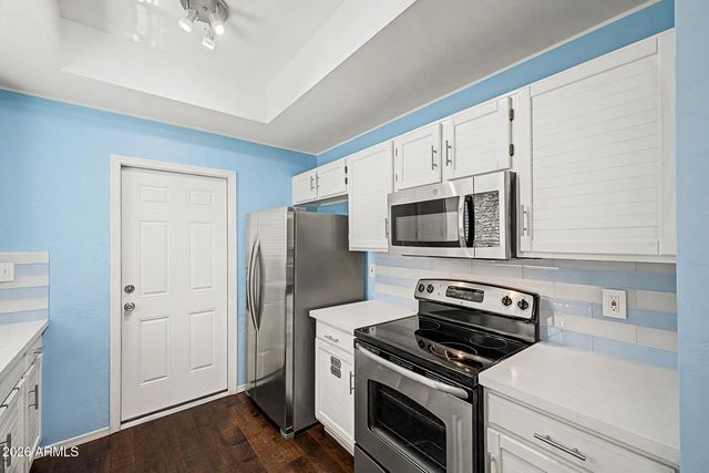 371 W LODGE Drive, Tempe, AZ 85283