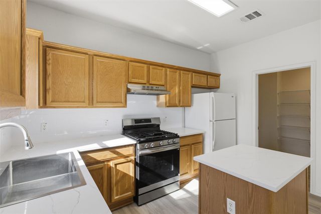 528 Wood Sorrel WAY, Round Rock, TX 78665