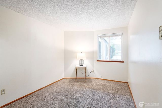 647 Malibu Drive SE, Lacey, WA 98503