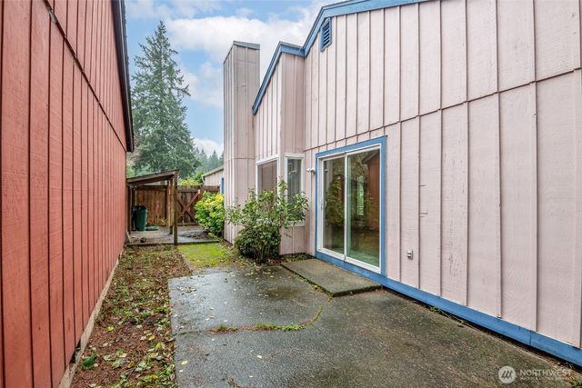 647 Malibu Drive SE, Lacey, WA 98503