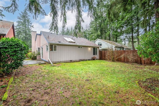 647 Malibu Drive SE, Lacey, WA 98503