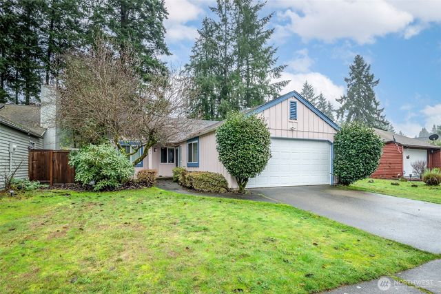 647 Malibu Drive SE, Lacey, WA 98503