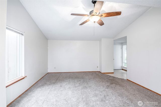 647 Malibu Drive SE, Lacey, WA 98503