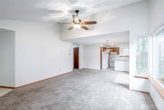 647 Malibu Drive SE, Lacey, WA 98503