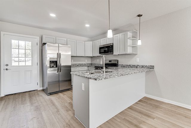 406 Grand Avenue, Fort Worth, TX 76164