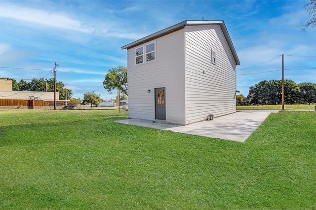 406 Grand Avenue, Fort Worth, TX 76164