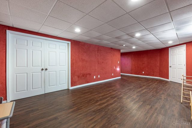 7103 Country Walk Drive, Carlisle, OH 45005