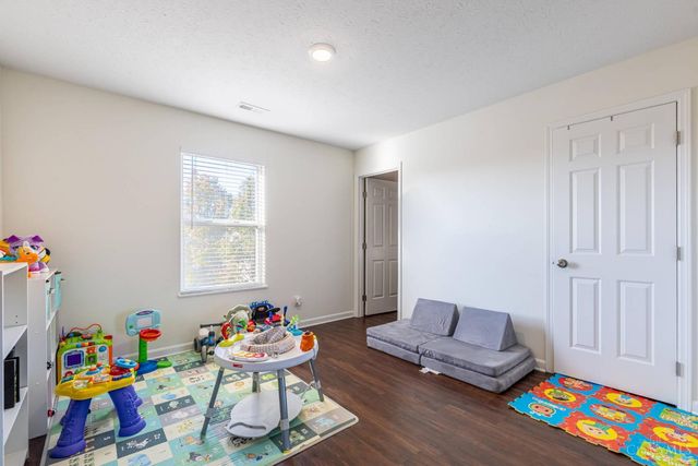 7103 Country Walk Drive, Carlisle, OH 45005