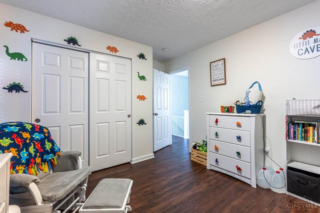 7103 Country Walk Drive, Carlisle, OH 45005