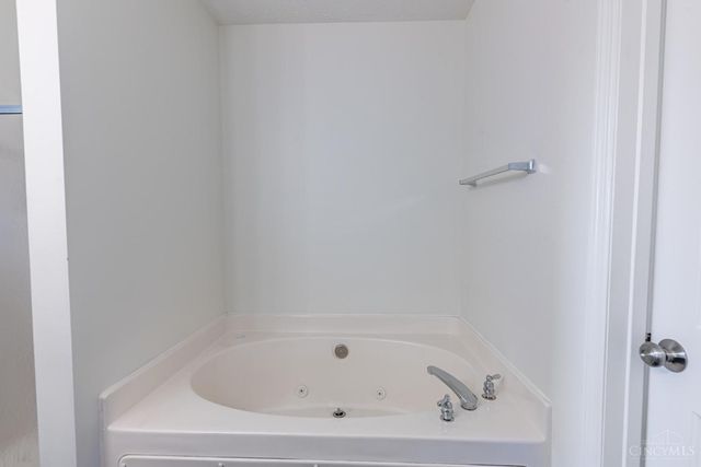 7103 Country Walk Drive, Carlisle, OH 45005