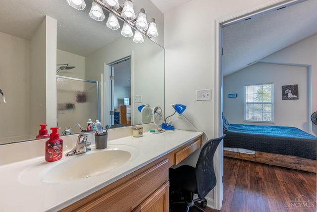 7103 Country Walk Drive, Carlisle, OH 45005