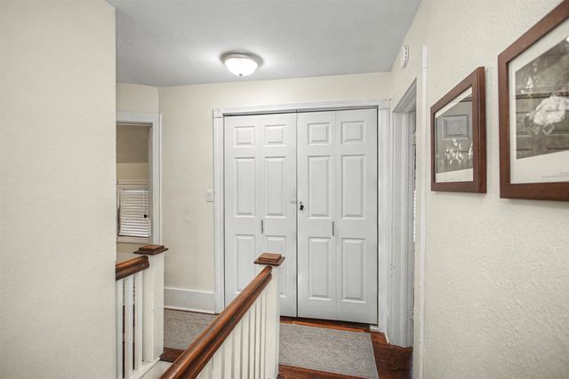 713 Crawford Avenue, Ames, IA 50010