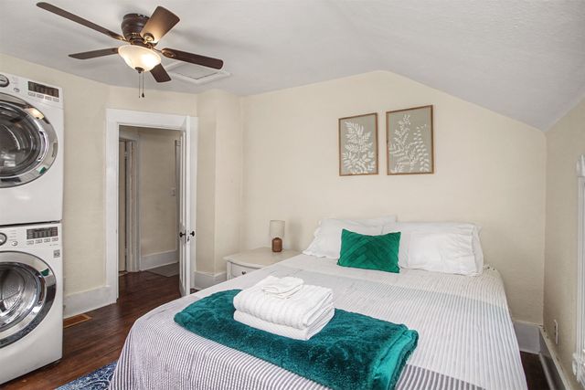 713 Crawford Avenue, Ames, IA 50010