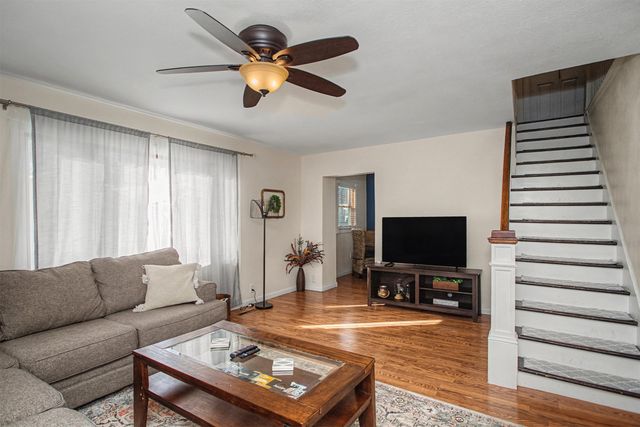 713 Crawford Avenue, Ames, IA 50010