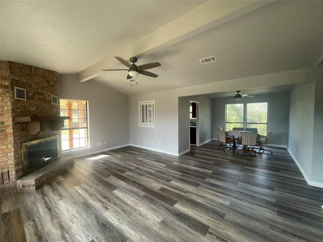 14322 Fm 811, Centerville, TX 75833