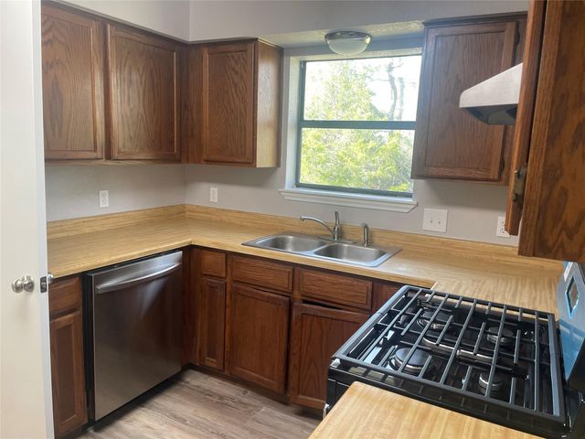 14322 Fm 811, Centerville, TX 75833