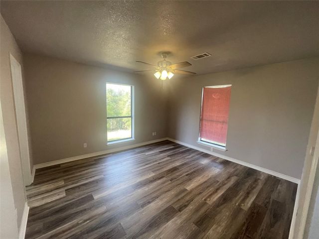 14322 Fm 811, Centerville, TX 75833