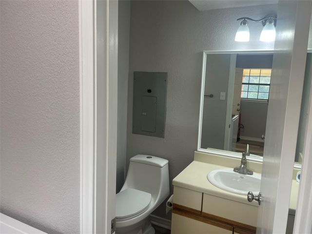 14322 Fm 811, Centerville, TX 75833