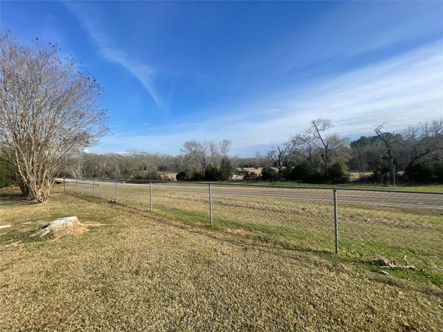 14322 Fm 811, Centerville, TX 75833