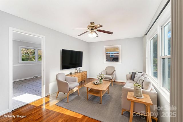 1712 Hoffman Road, Gastonia, NC 28054