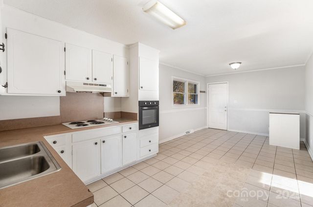 1712 Hoffman Road, Gastonia, NC 28054