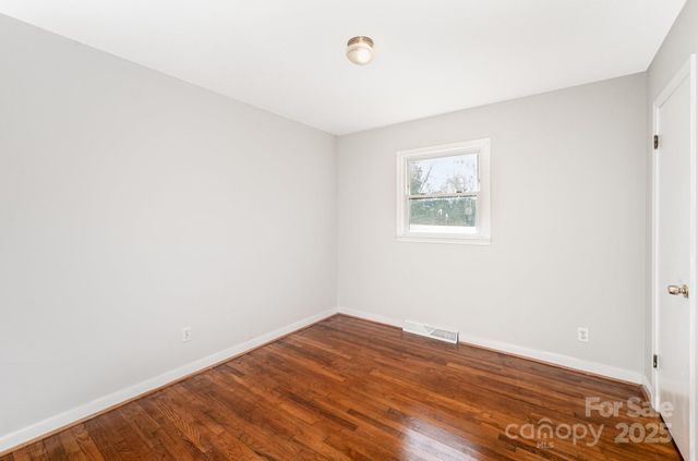 1712 Hoffman Road, Gastonia, NC 28054