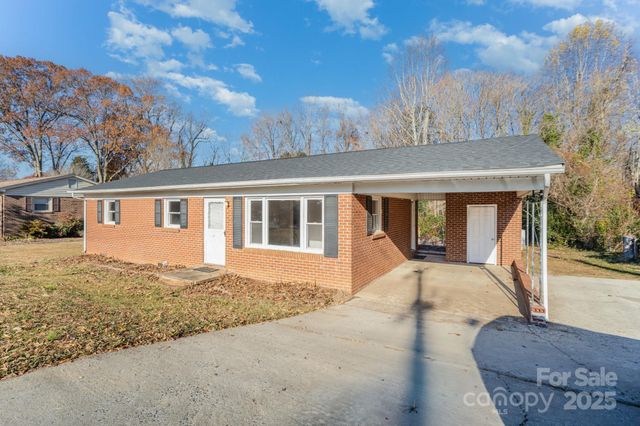 1712 Hoffman Road, Gastonia, NC 28054