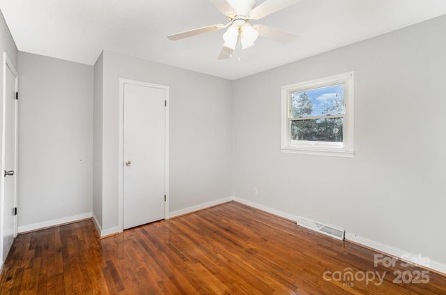 1712 Hoffman Road, Gastonia, NC 28054