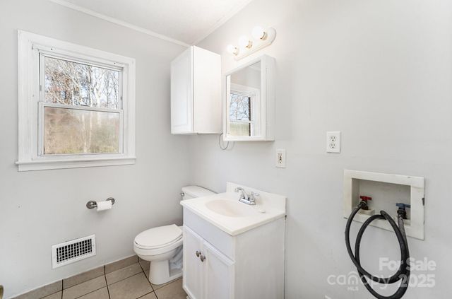 1712 Hoffman Road, Gastonia, NC 28054