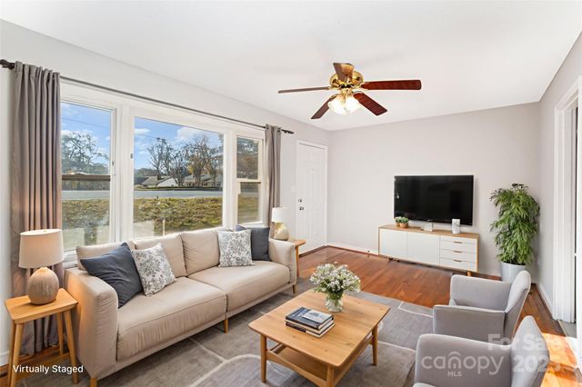 1712 Hoffman Road, Gastonia, NC 28054