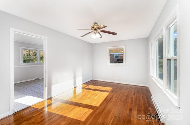 1712 Hoffman Road, Gastonia, NC 28054