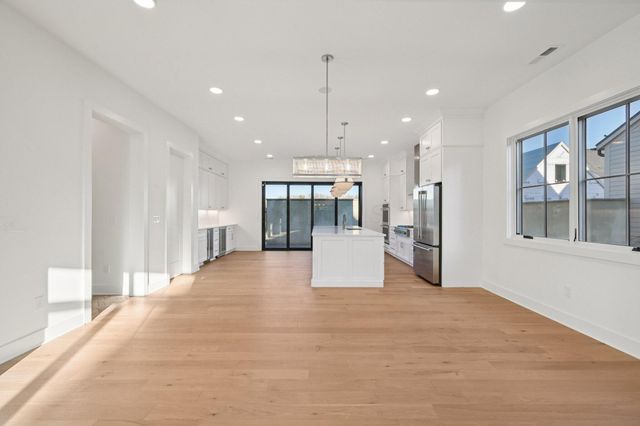 2835 Katmai Drive, Columbus, OH 43228