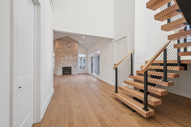 2835 Katmai Drive, Columbus, OH 43228