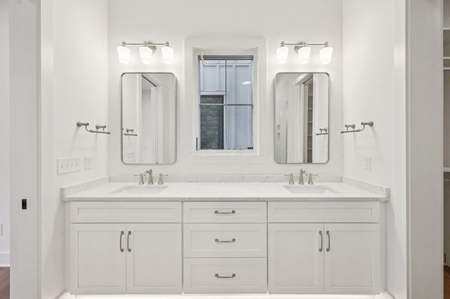 2835 Katmai Drive, Columbus, OH 43228