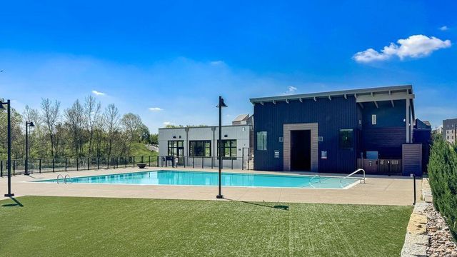 2835 Katmai Drive, Columbus, OH 43228