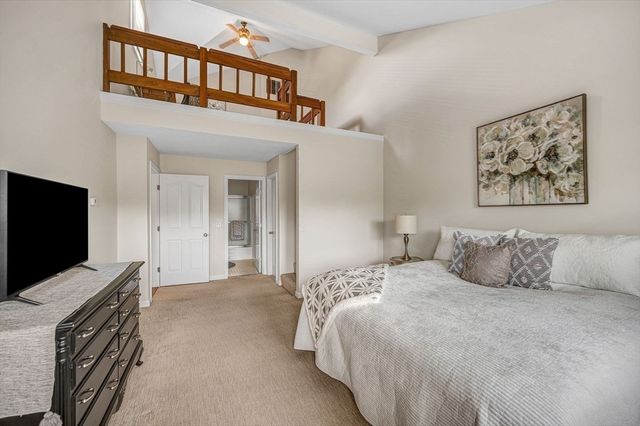 13 Carnation Circle B, Reading, MA 01867