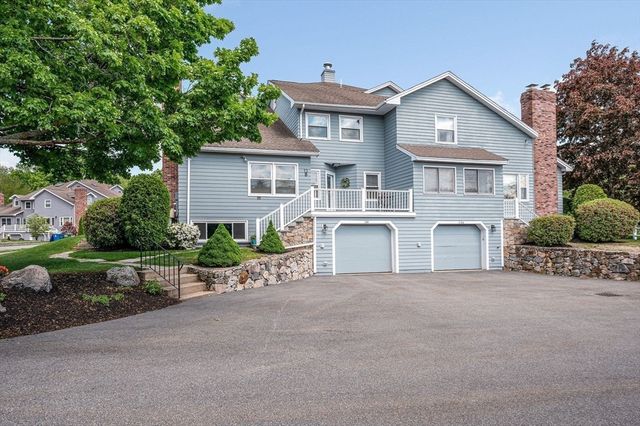 13 Carnation Circle B, Reading, MA 01867