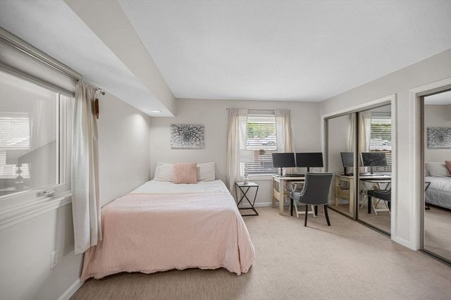 13 Carnation Circle B, Reading, MA 01867