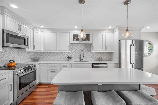 13 Carnation Circle B, Reading, MA 01867