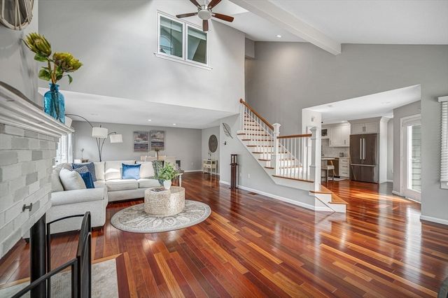 13 Carnation Circle B, Reading, MA 01867