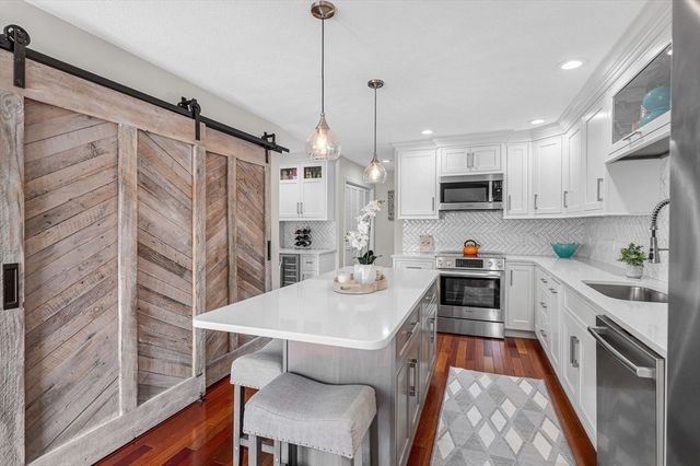 13 Carnation Circle B, Reading, MA 01867