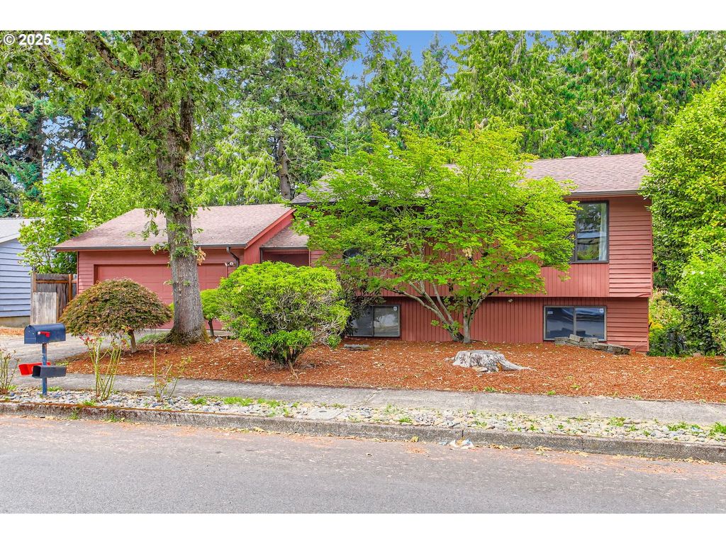 1845 Nw 13TH St, Gresham, OR 97030