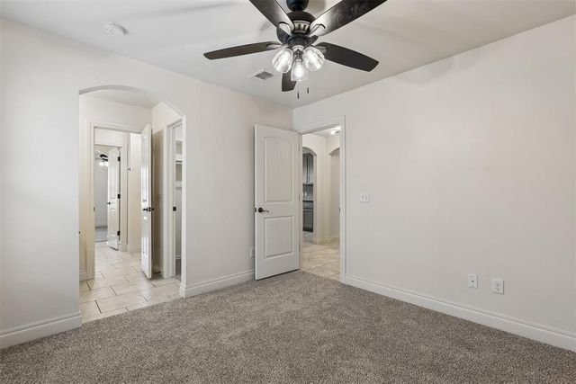5613 St James Place, Oklahoma City, OK 73179