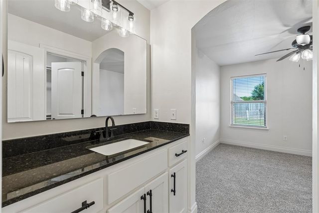 5613 St James Place, Oklahoma City, OK 73179