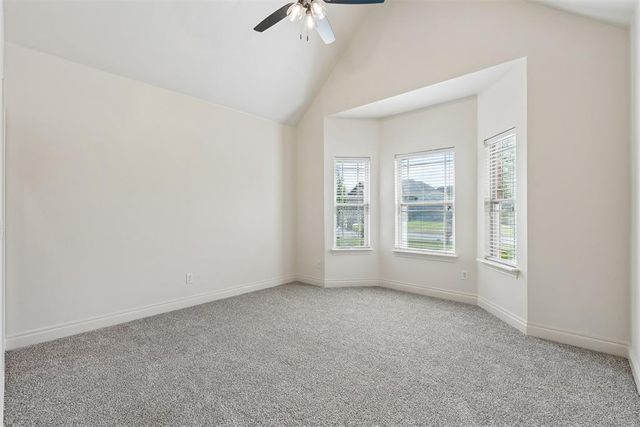 5613 St James Place, Oklahoma City, OK 73179