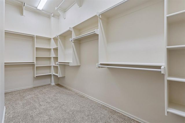 5613 St James Place, Oklahoma City, OK 73179