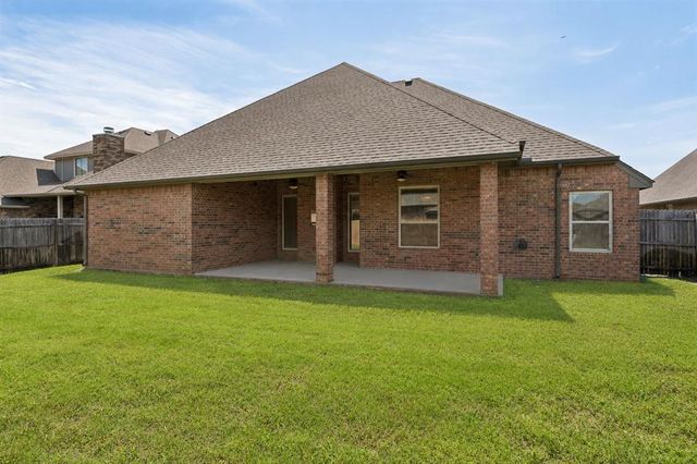 5613 St James Place, Oklahoma City, OK 73179