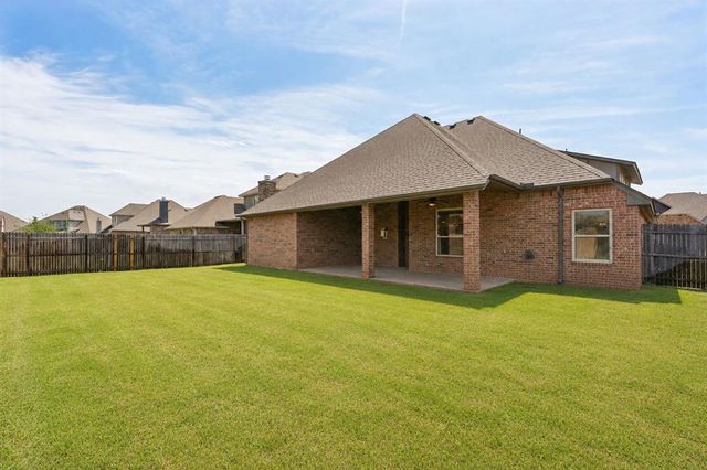 5613 St James Place, Oklahoma City, OK 73179