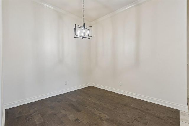 5613 St James Place, Oklahoma City, OK 73179